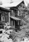 Деревянный жилой дом в квартале от ул. Герцена до ул. М. Гвардии. 1960-е годы